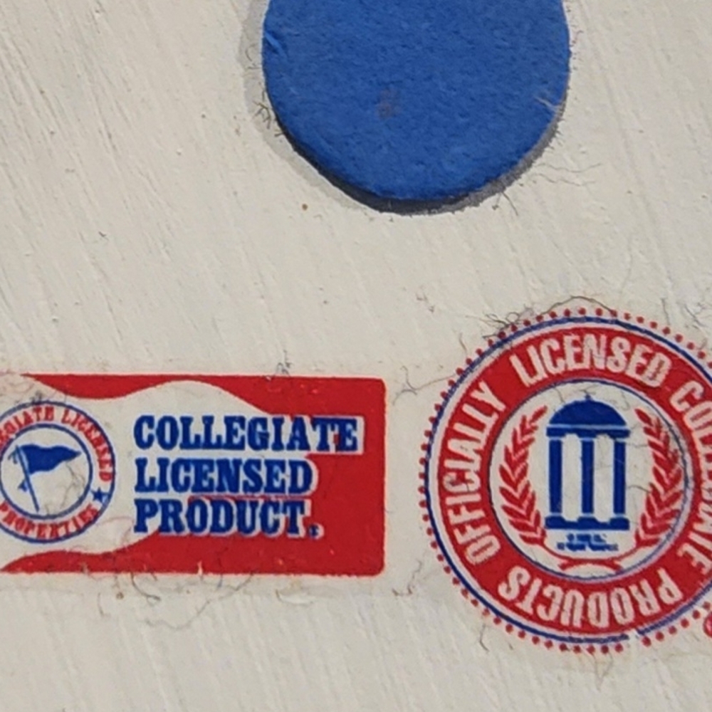 Forever Collectibles Blue and White Gnome with Basketball - Picture 6 of 6